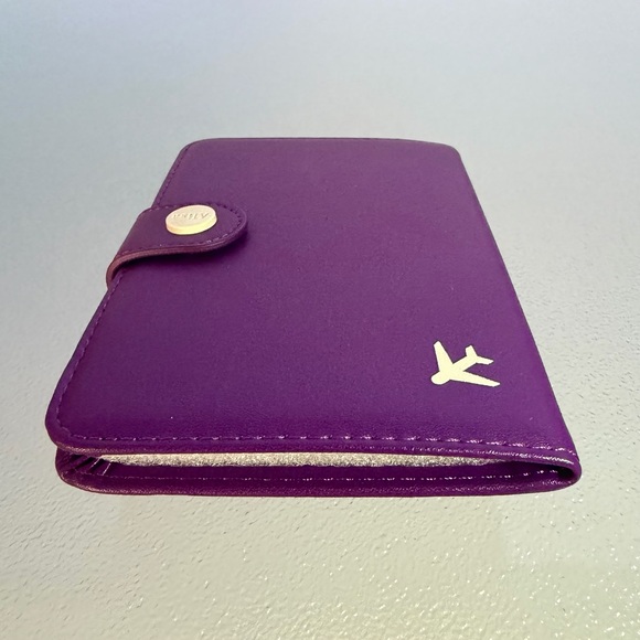 Purple Alisa RFID Passport Travel Bifold Wallet - Picture 4 of 7